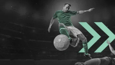 八村塁彰显篮板王风采：赛季篮板王当之无愧，篮板价值凸显。